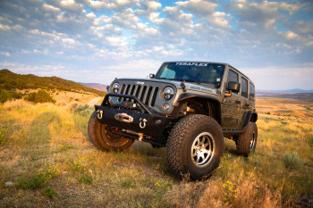 TeraFlex 1343000 3" Trail Select Performance Kit with Falcon 3.3 Shocks for Jeep Wrangler JK 2007-2018