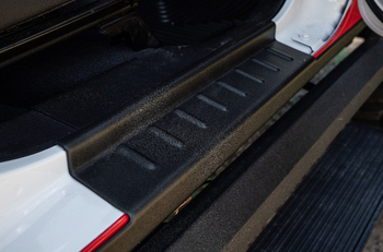 Bushwacker 14092 Trail Armor Rocker Panel/Sill Plate Covers for Jeep Gladiator JT 2020+