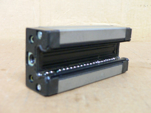 THK SHS20 Linear Ball Guide Slide Block UIH02263-GK THK SHS20 Linear Ball Guide Slide Block UIH02263-GK