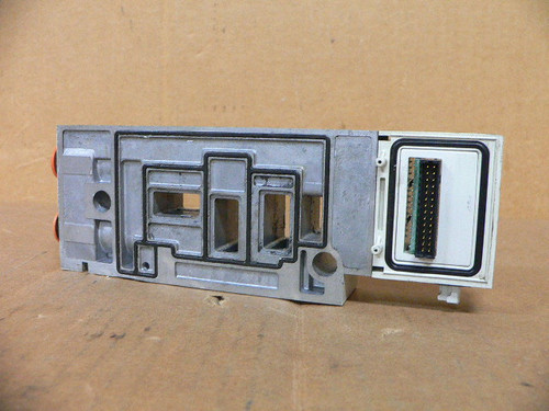 SMC VQ4000 Single Manifold Valve