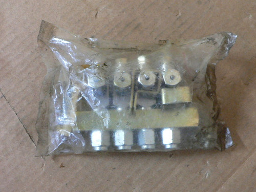 Lincoln Industrial 83336-4 Injector Lincoln Industrial 83336-4 Injector