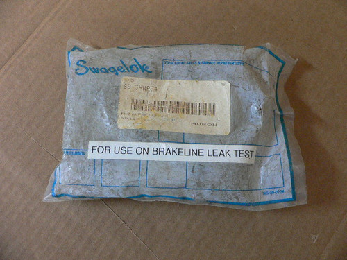 Swagelok SS-3HNRS4-G SS High Pressure Union Bonnet Needle Valve
