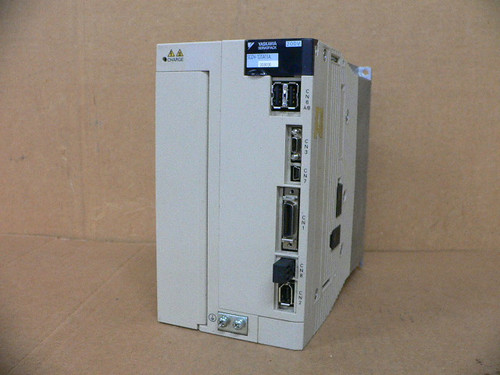 Yaskawa SGDV-120A11A008000 Servo Drive