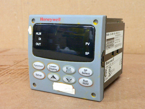 Honeywell DC3200-CE-000R-200-10000-00-0 Temperature Controller Honeywell DC3200-CE-000R-200-10000-00-0 Temperature Controller
