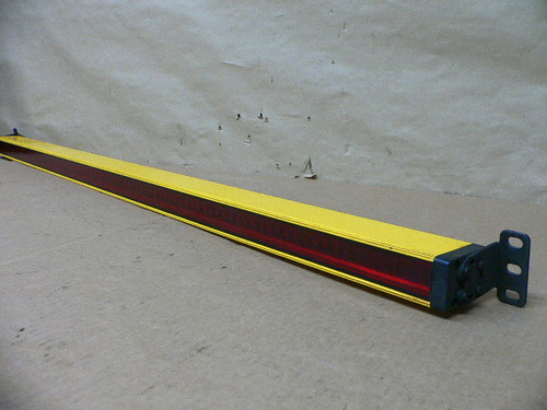 STI OF46LR-50-1045-Q1-R-NC-FP Light Curtain Receiver