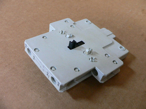 GE General Electric BEL02 Contact Block