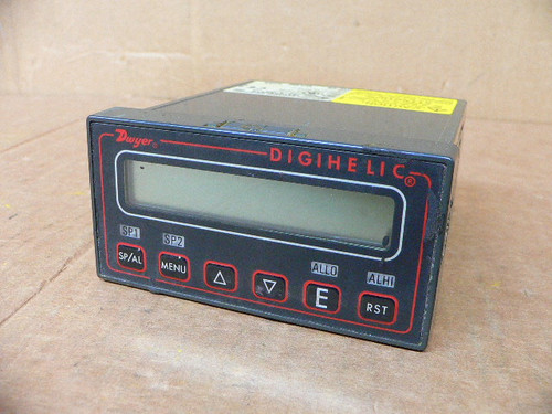Dwyer Instruments DH-007 Digihelic Differential Pressure Controller