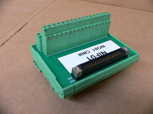 Phoenix Contact AEC-5-0 UMK-SE 11,25-1 Terminal Block Assembly