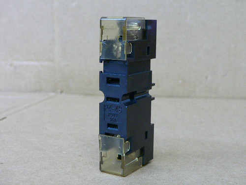Daito P4-4S Fuse Holder 15A Base