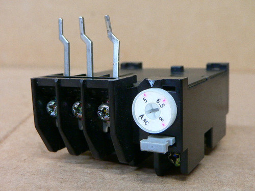 Fuji Electric TR-0 Overload Relay (5-8A)
