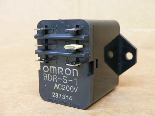 Omron RDR-S-1  Fuse Switch Relay (Broken Mount)