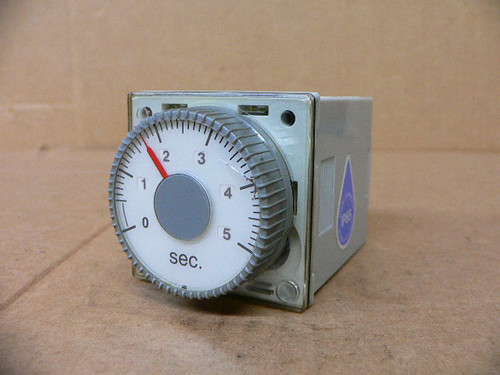 Matsushita PM4HF8-S-DC24VW ATC52221 Timer Relay