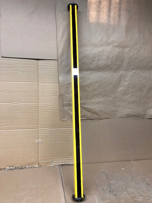 STI MS4448B-2 MiniSafe LR Light Curtain 48" Transmitter STI MS4448B-2 MiniSafe LR Light Curtain 48" Transmitter