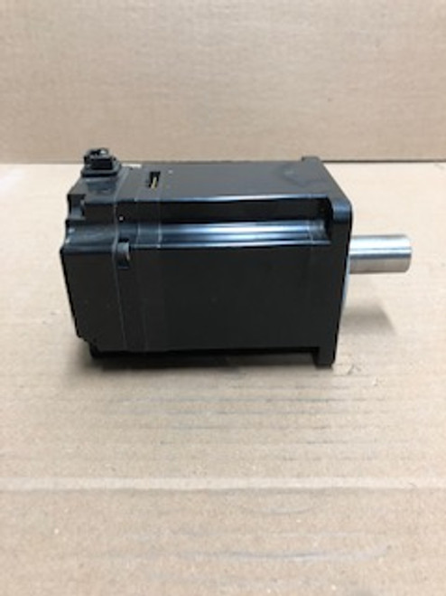 YASKAWA SGMJV-08ADAHC61 AC Servo Motor 750w 200v 3ph ! YASKAWA SGMJV-08ADAHC61 AC Servo Motor 750w 200v 3ph !