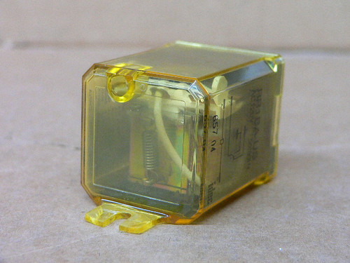 IDEC RR1BA-US RELAY AC120V