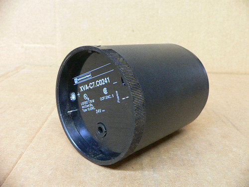 TELEMECANIQUE XVA-C7.C0241 STROBE LIGHT BASE TELEMECANIQUE XVA-C7.C0241 STROBE LIGHT BASE