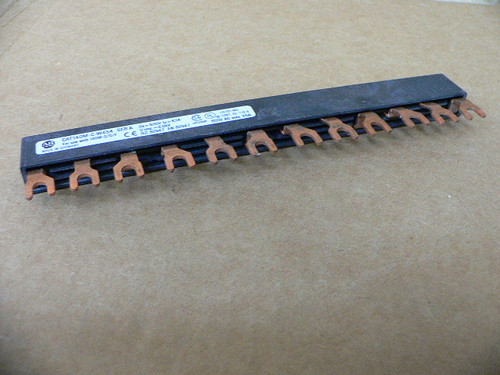 Allen-Bradley 140M-C-W454 Compact Busbar