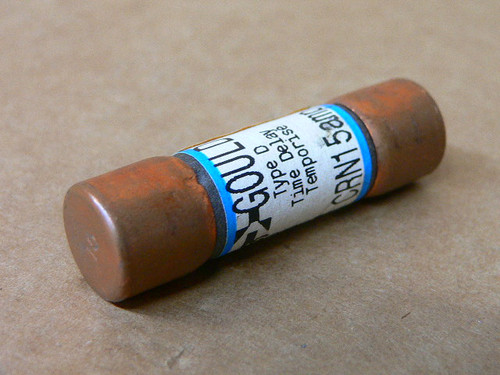 GOULD SHAWMUT CRN15 TYPE D TIME DELAY FUSE 15A