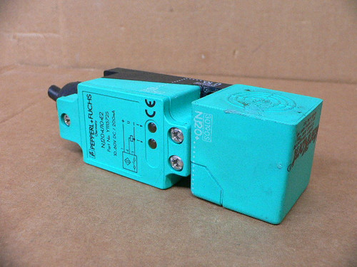 PEPPERL + FUCHS NJ20+U10+E2 / Y111572S INDUCTIVE SENSOR (USED)