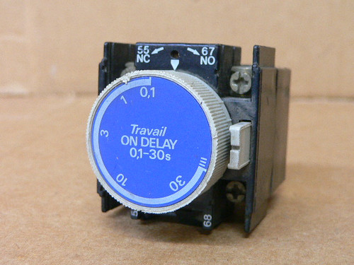 TELEMECANIQUE LA2-D22 TIMER 0.1-30S