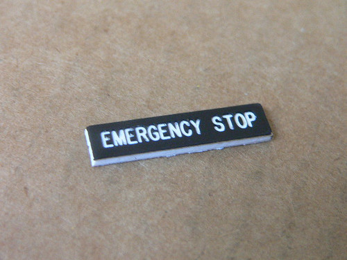 SPRECHER & SCHUH D7-17BE112 LEGEND PLATE 40MM BLACK ESTOP