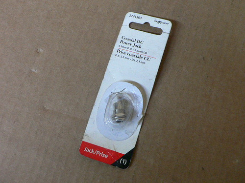 Radio Shack 2741563 SIZE M DC Pwr Jack Coaxial Pnl 7/16in