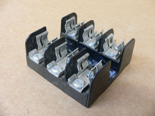 GOULD FERRAZ 20313 FUSE BLOCK 250 VOLT 3 POLE GOULD FERRAZ 20313 FUSE BLOCK 250 VOLT 3 POLE