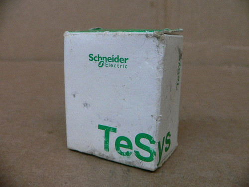 SCHNEIDER ELECTRIC LADN11 CONTACT BLOCK NEW