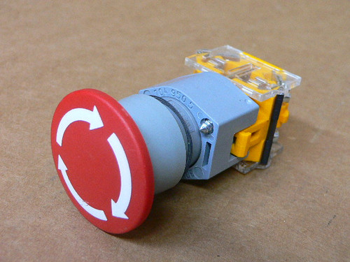 EAO RED PUSH BUTTON TWIST AND LOCK 704.900.4 10A