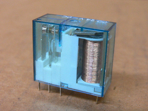 FINDER 40.52 24V RELAY