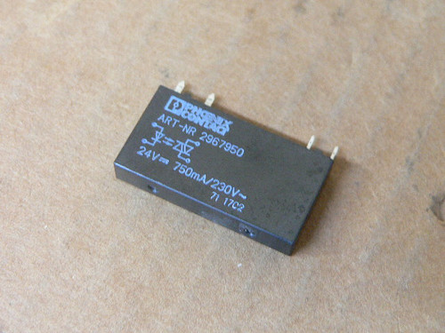 PHOENIX CONTACT 2967950 RELAY 24V