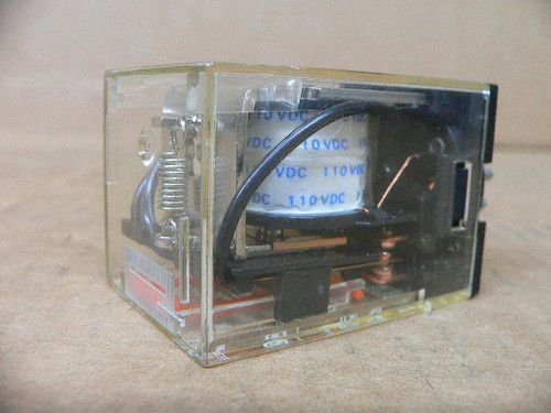 OMRON MK3P5-I RELAY 110VDC