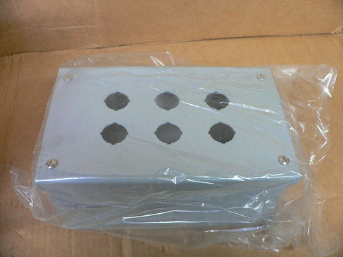 Hammond MPB6 22.5mm Pushbutton Enclosure (NEW)