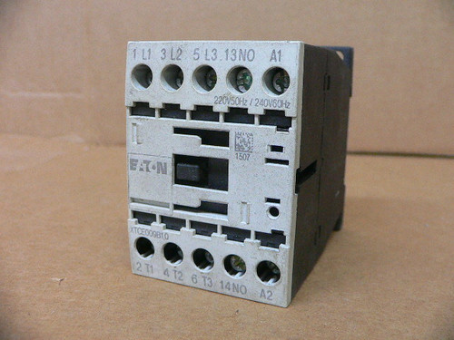 EATON CUTLER HAMMER MOTOR STARTER CONTACTOR XTCE009B10 220-240V50/60HZ EATON CUTLER HAMMER MOTOR STARTER CONTACTOR XTCE009B10 220-240V50/60HZ