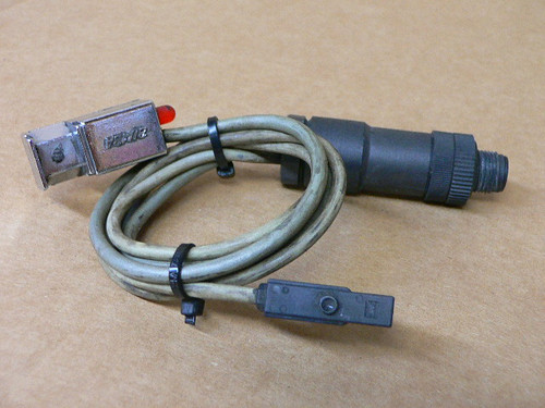 SMC D-C73 Magnetic Reed Switch Sensor