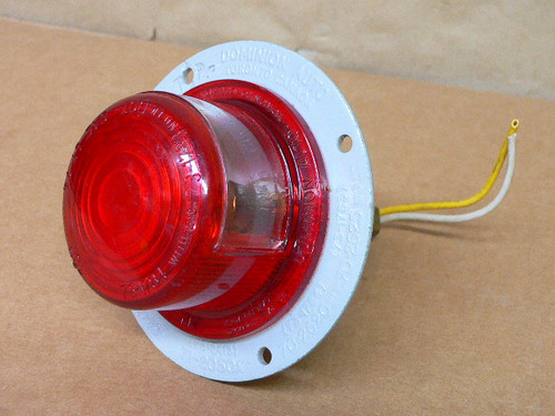 DOMINION AUTO SAE-LT-74, 73-1784 73-1783 RED LIGHT DOMINION AUTO SAE-LT-74, 73-1784 73-1783 RED LIGHT