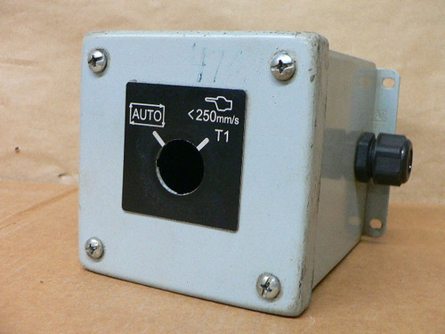 HOFFMAN E1PBXM/SPL INDUSTRIAL CONTROL PANEL HOFFMAN E1PBXM/SPL INDUSTRIAL CONTROL PANEL