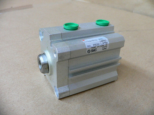 SMC NCQ2KB32-25D AIR CYLINDER