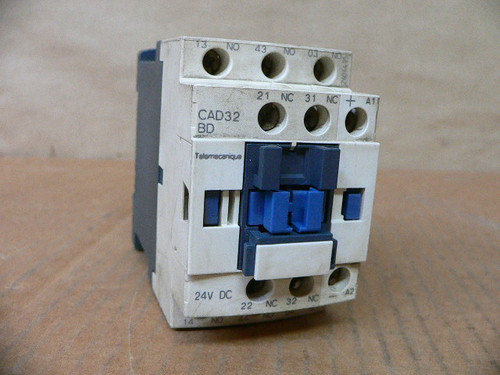 TELEMECANIQUE CAD32BD CONTACTOR TELEMECANIQUE CAD32BD CONTACTOR