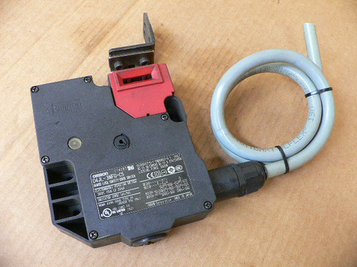 Omron D4JL-3NFG-C5 Guard Lock Safety-Door Switch Omron D4JL-3NFG-C5 Guard Lock Safety-Door Switch