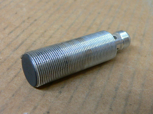 BALLUFF BES M18MI-PSC80B-S04G INDUCTIVE PROXIMITY SENSOR