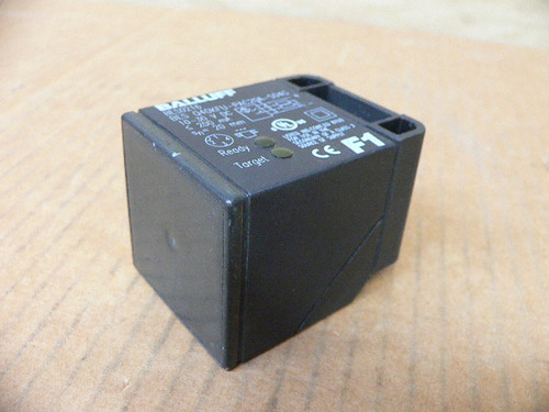 Balluff BES Q40KFU-PAC20A-S04G-W14 Inductive Proximity Sensor