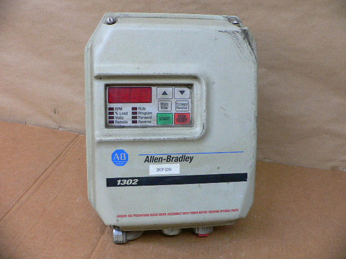 ALLEN-BRADLEY 1302-C003-AF 3HP 575V 600V 3PH AC DRIVE ALLEN-BRADLEY 1302-C003-AF 3HP 575V 600V 3PH AC DRIVE