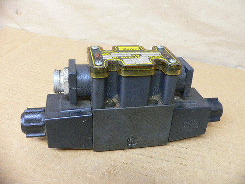 PARKER D1VW004CNYCF456 DIRECTIONAL CONTROL VALVE
