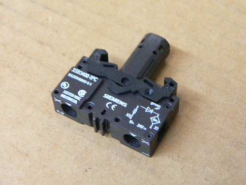 Siemens 3SB3400-1PC Lamp Holder Module Siemens 3SB3400-1PC Lamp Holder Module