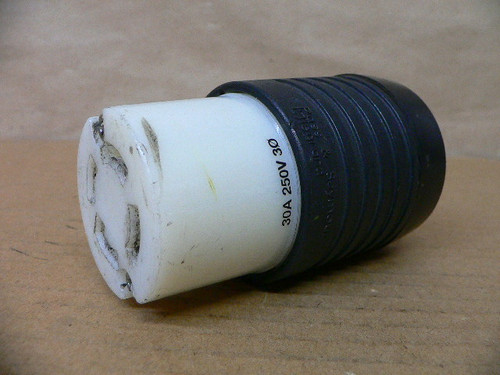 Pass & Seymour L1530C Turnlok Plug, 30A, 250 Volts Pass & Seymour L1530C Turnlok Plug, 30A, 250 Volts