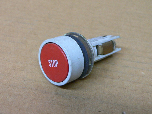 SPRECHER & SCHUH D2W-01 STOP PUSHBUTTON SPRECHER & SCHUH D2W-01 STOP PUSHBUTTON