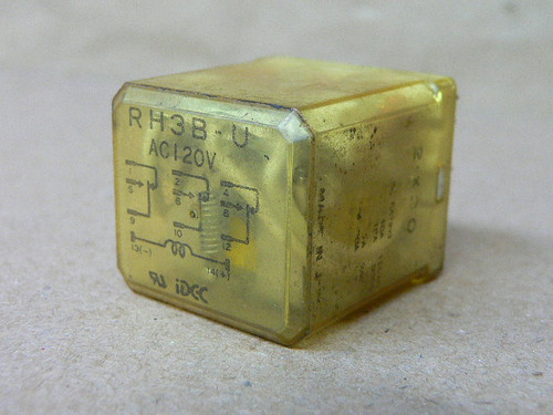 IDEC RH3B-U Relay AC 120V IDEC RH3B-U Relay AC 120V