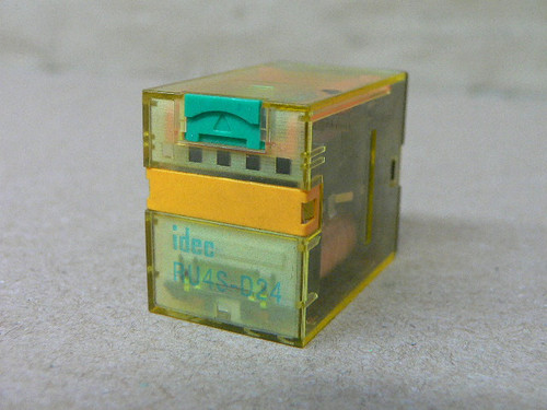 IDEC RU4S-D24 24VDC RELAY IDEC RU4S-D24 24VDC RELAY