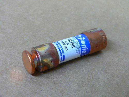 FERRAZ-SHAWMUT TR15R 15 Amp 250 Volt Fuse